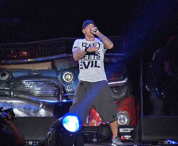 Politieke Partij maakt inbreuk op auteursrecht Eminem